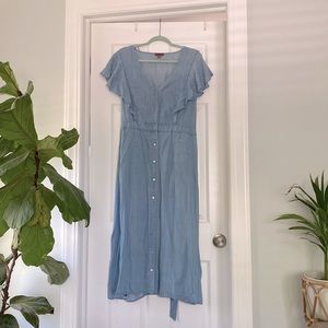 NWT Vince Camuto light denim button down dress XXL